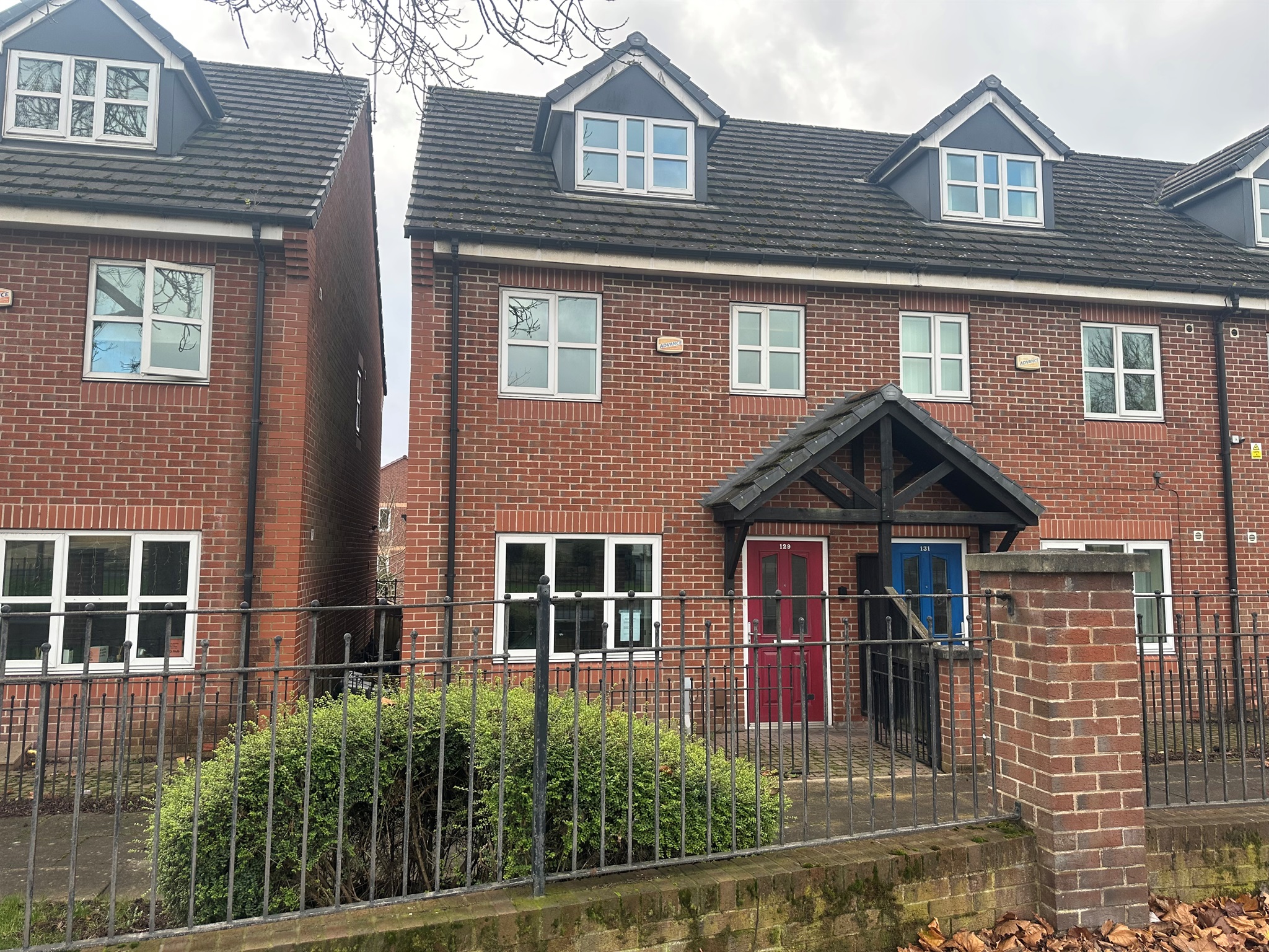 129, Upper Wortley Road, Rotherham photo 2
