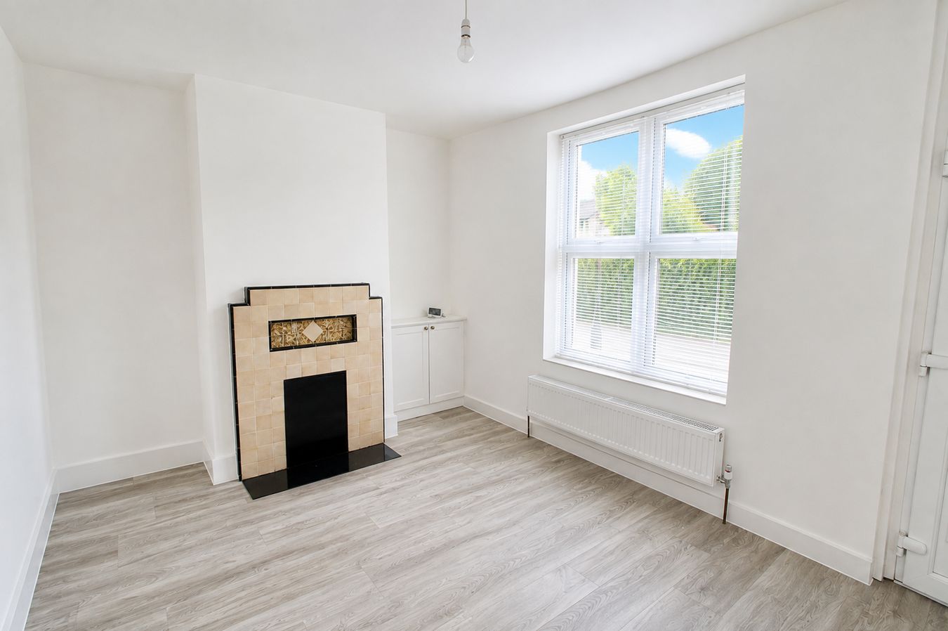 2, Railway Terrace, Staines-upon-Thames photo 4