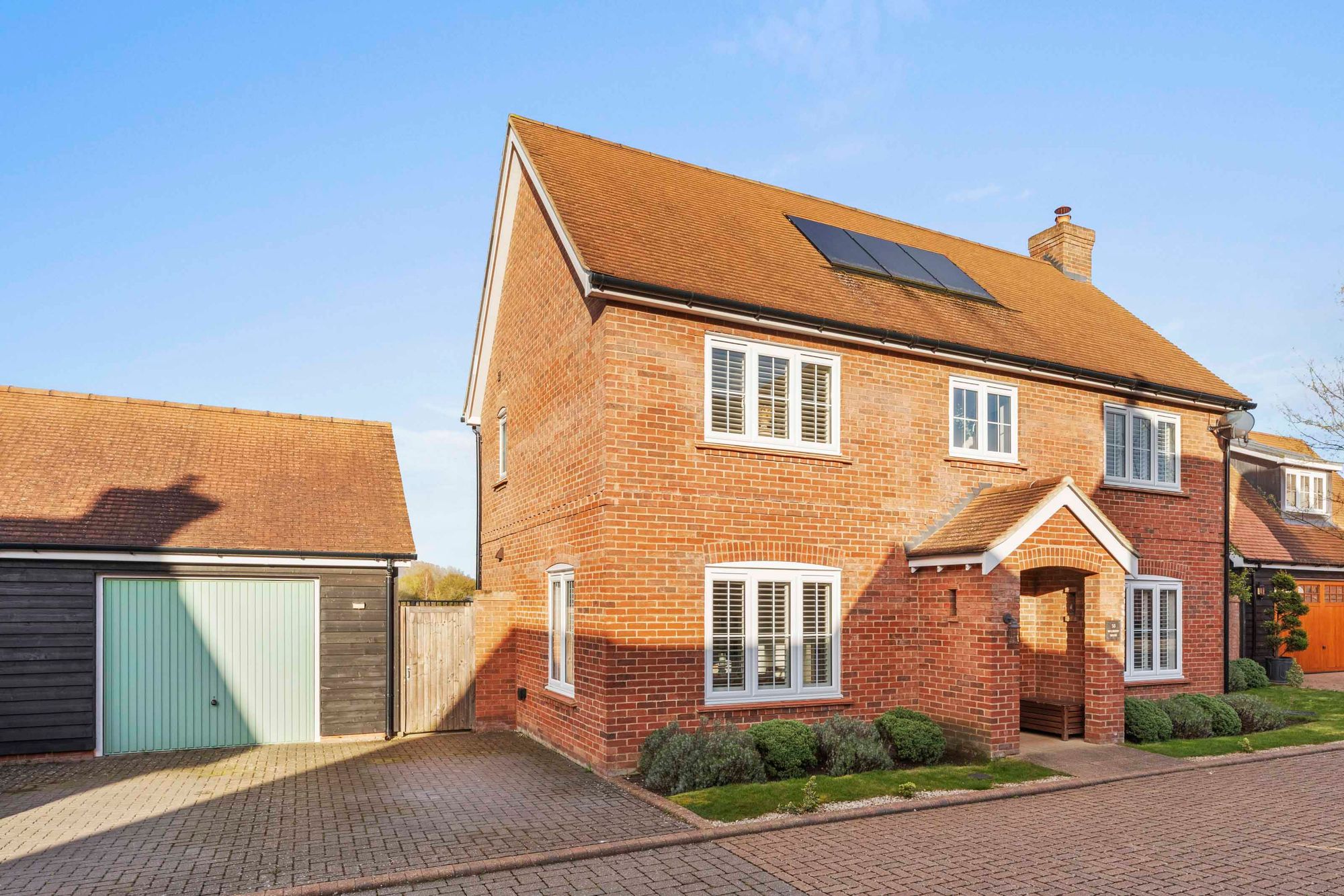 4-bed house on 33 Wayfarers End, Princes Risborough, £675,000