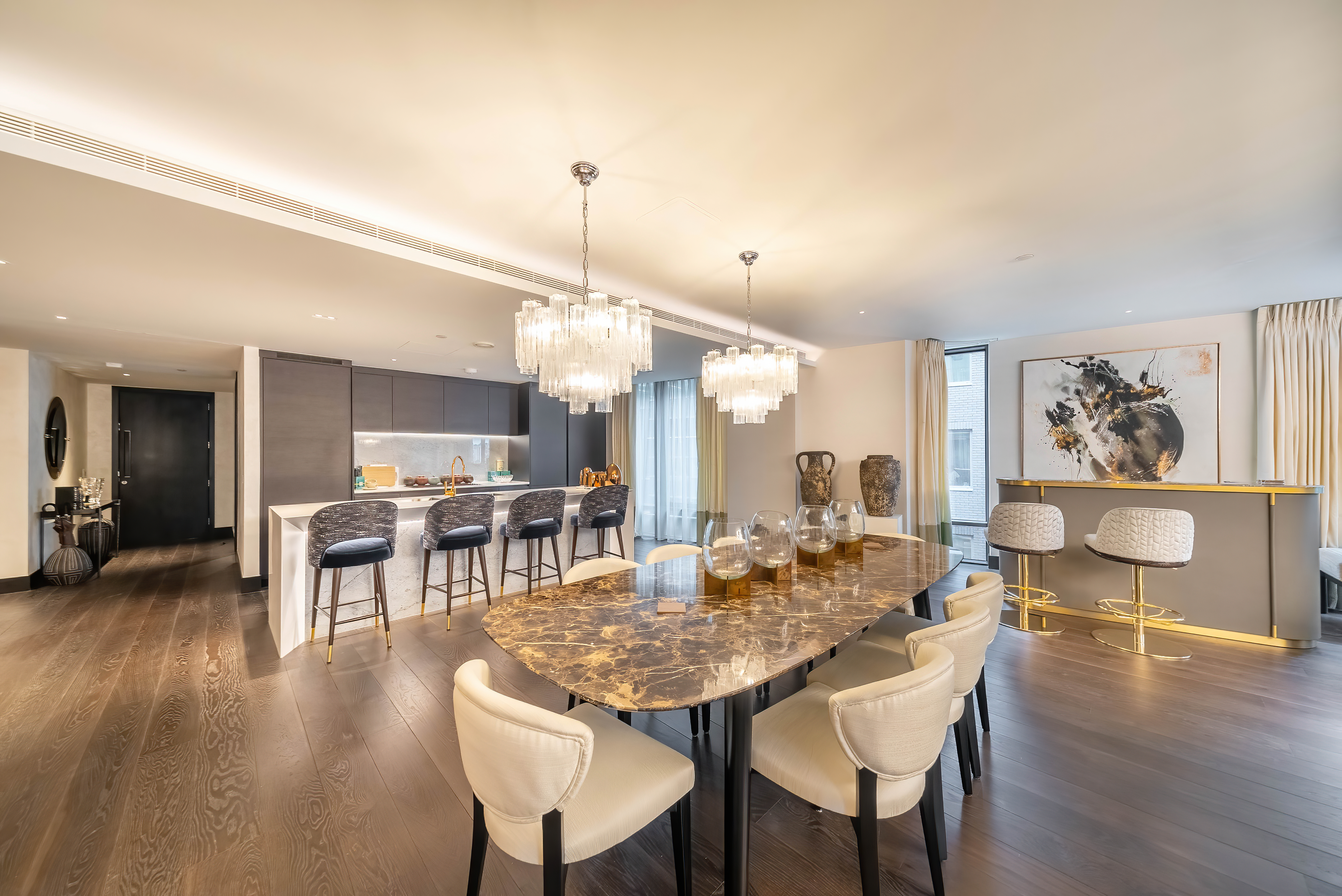 3 bedroom flat for sale 0