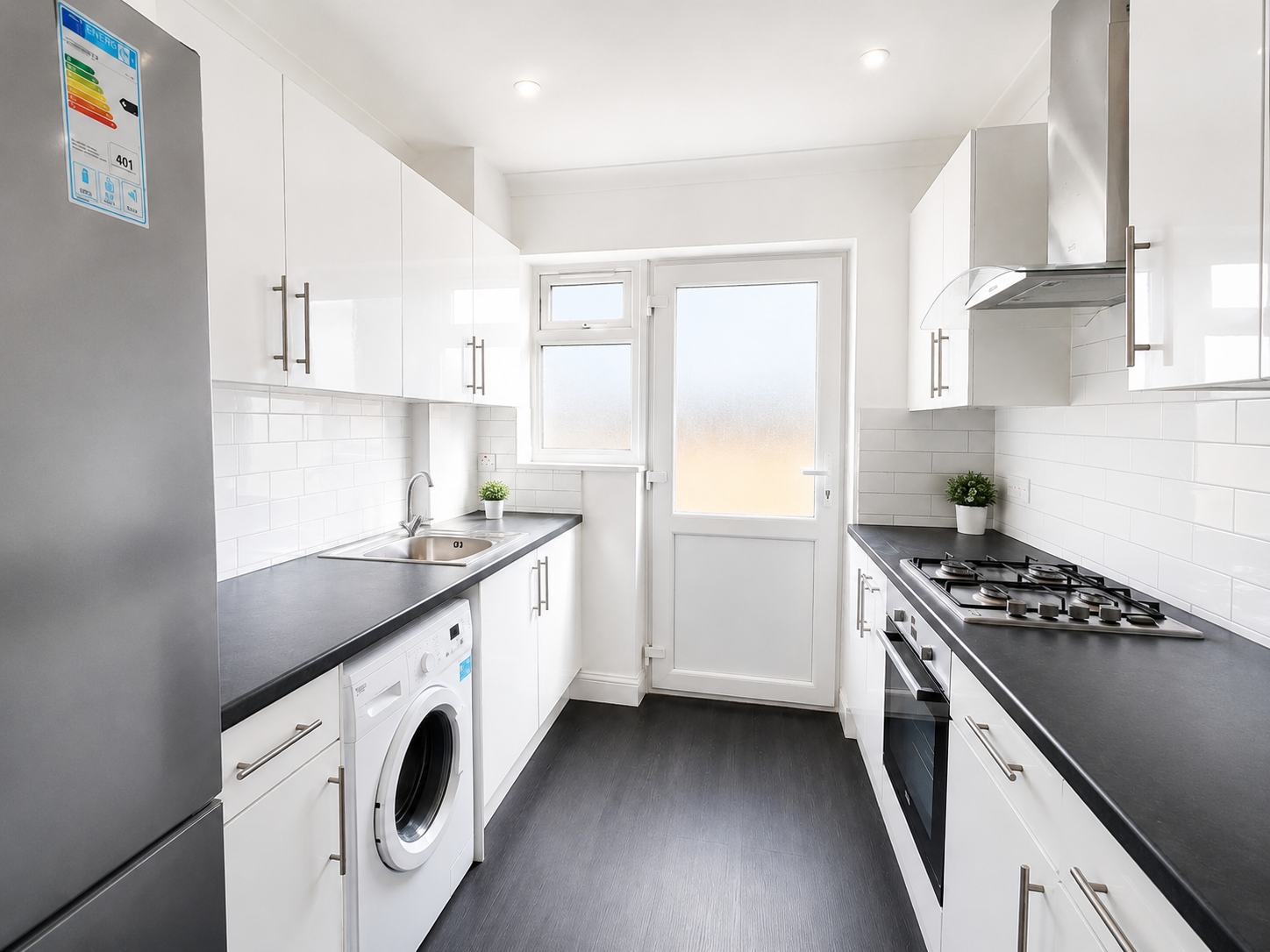 353a, Vicarage Farm Road, Hounslow photo 2