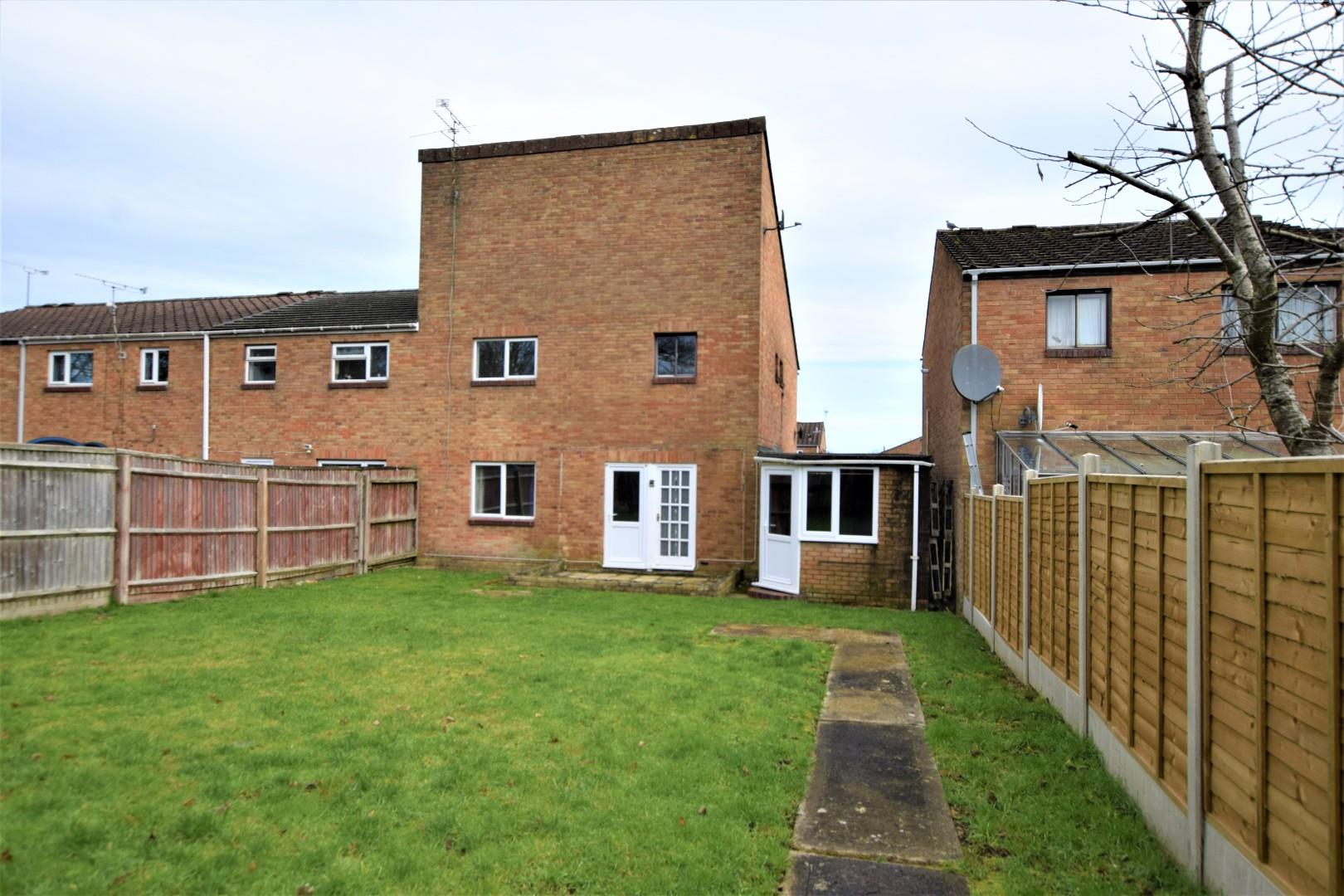 66, Beaulieu Close, Swindon photo 2