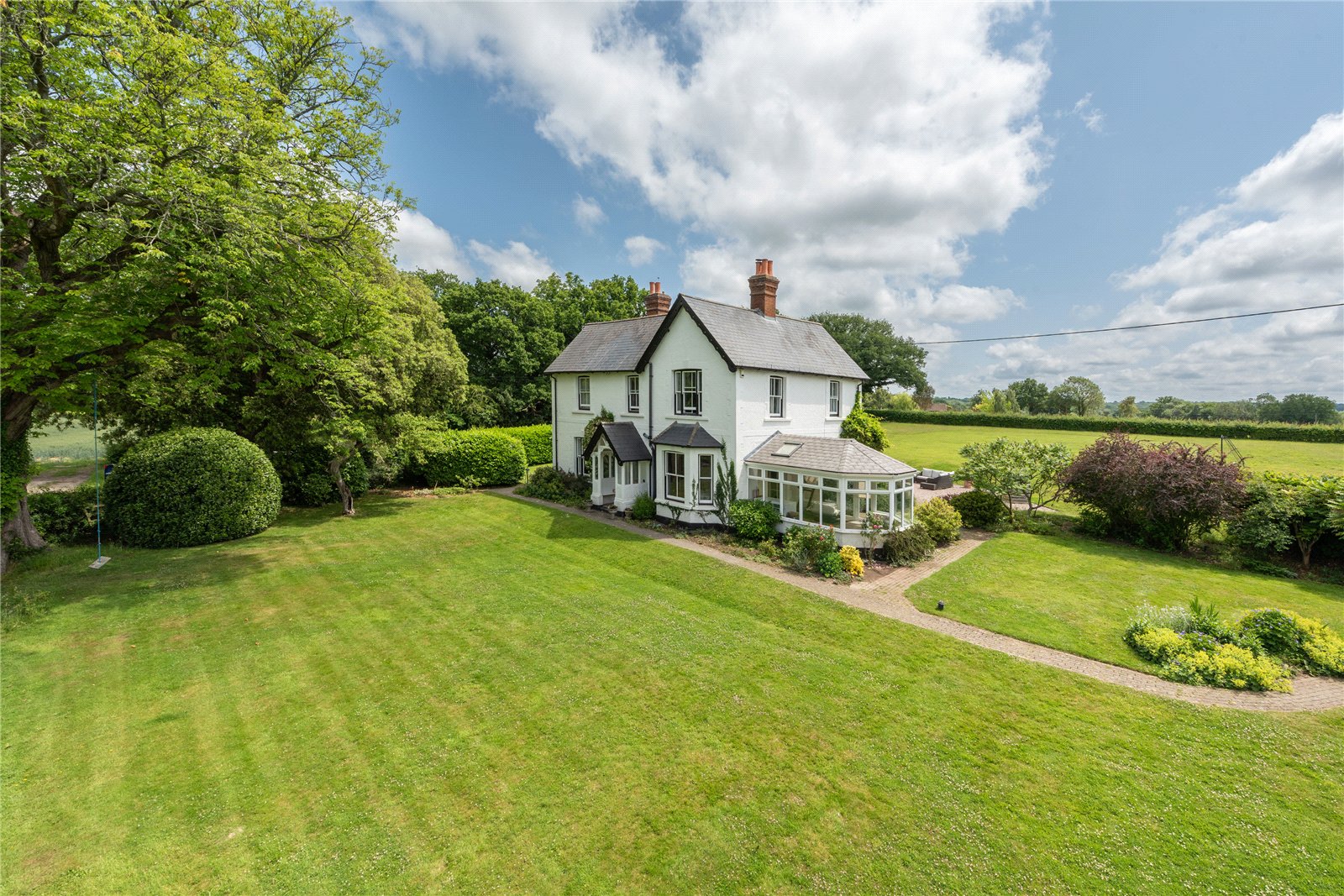 5 bedroom detached house for sale 0