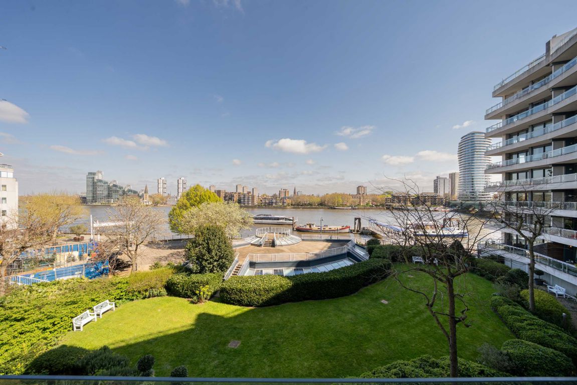 2 bedroom flat for sale 0