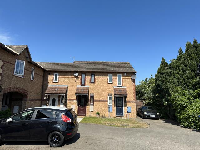 157, Spruce Drive, Bicester photo 2