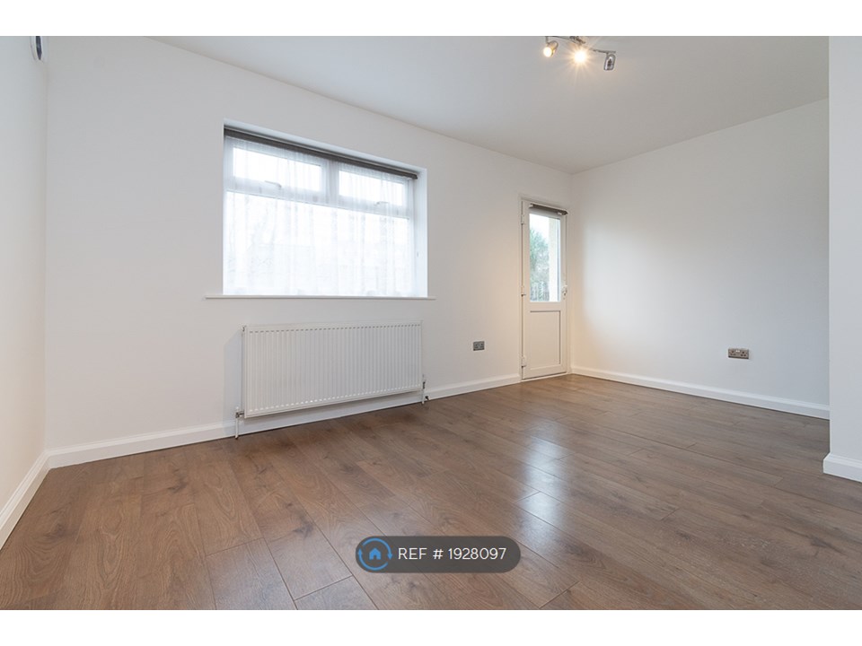 Photos of Hampton Road, Worcester Park KT4 65541796 PrimeLocation