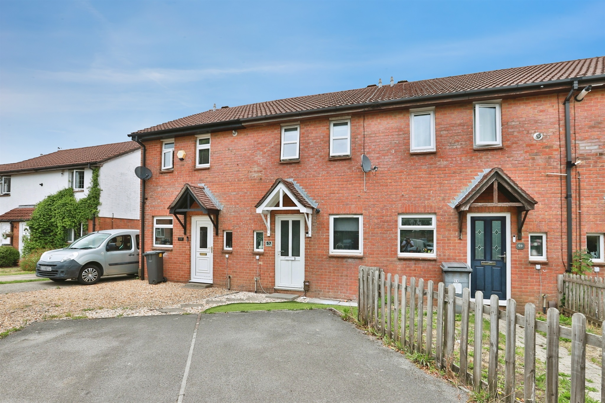 2 bed terraced house for sale