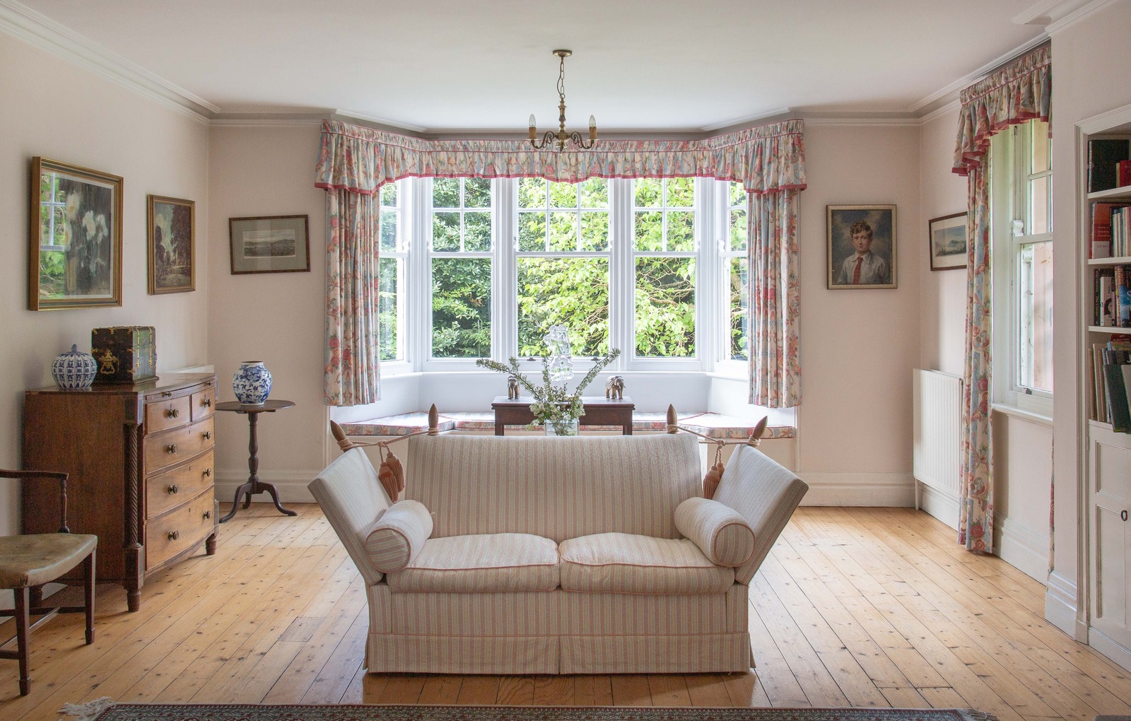 9 bedroom detached house for sale 0