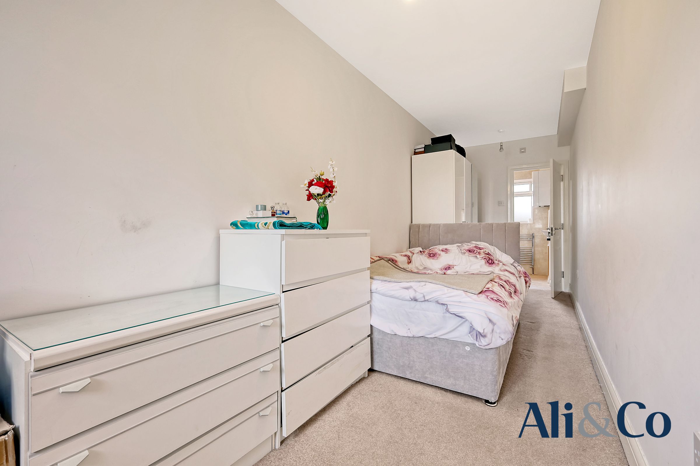 Photos of Nutberry Avenue, Grays RM16 66481680 PrimeLocation