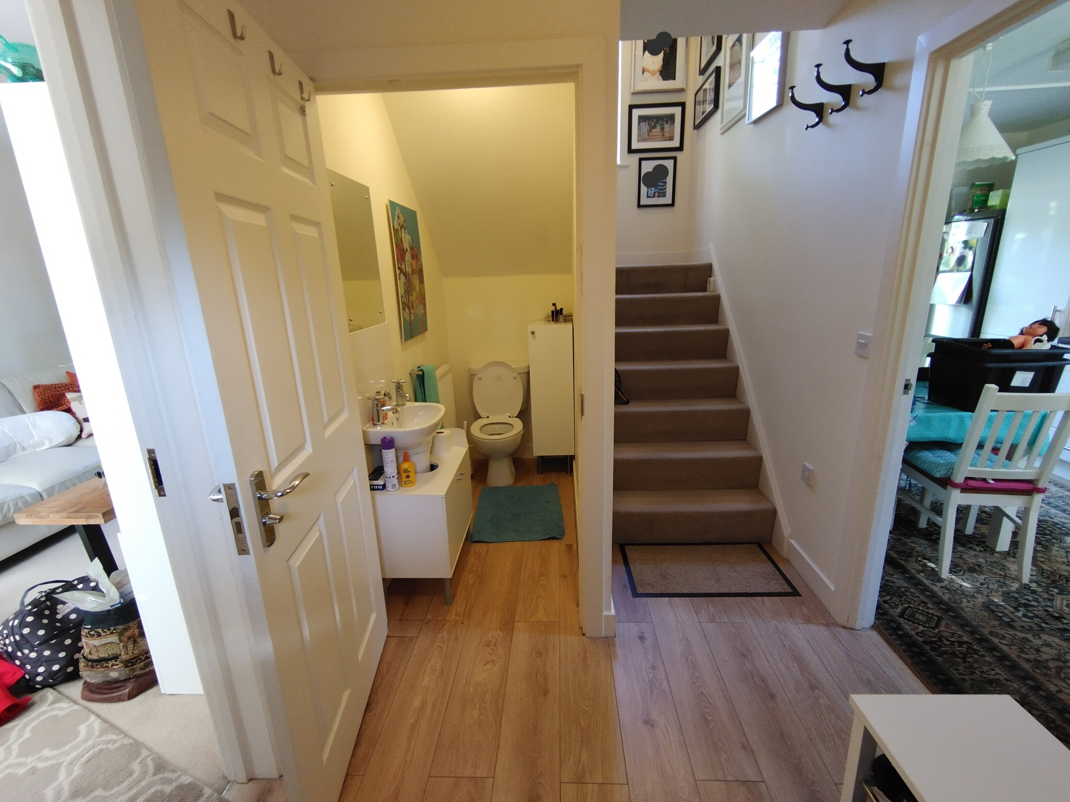 33, Cuckoo Fields, Fishbourne photo 3