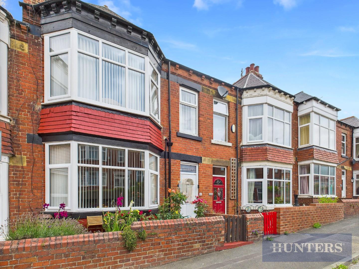 6-bed terraced on 4, Woodall Avenue, Scarborough, £230,000