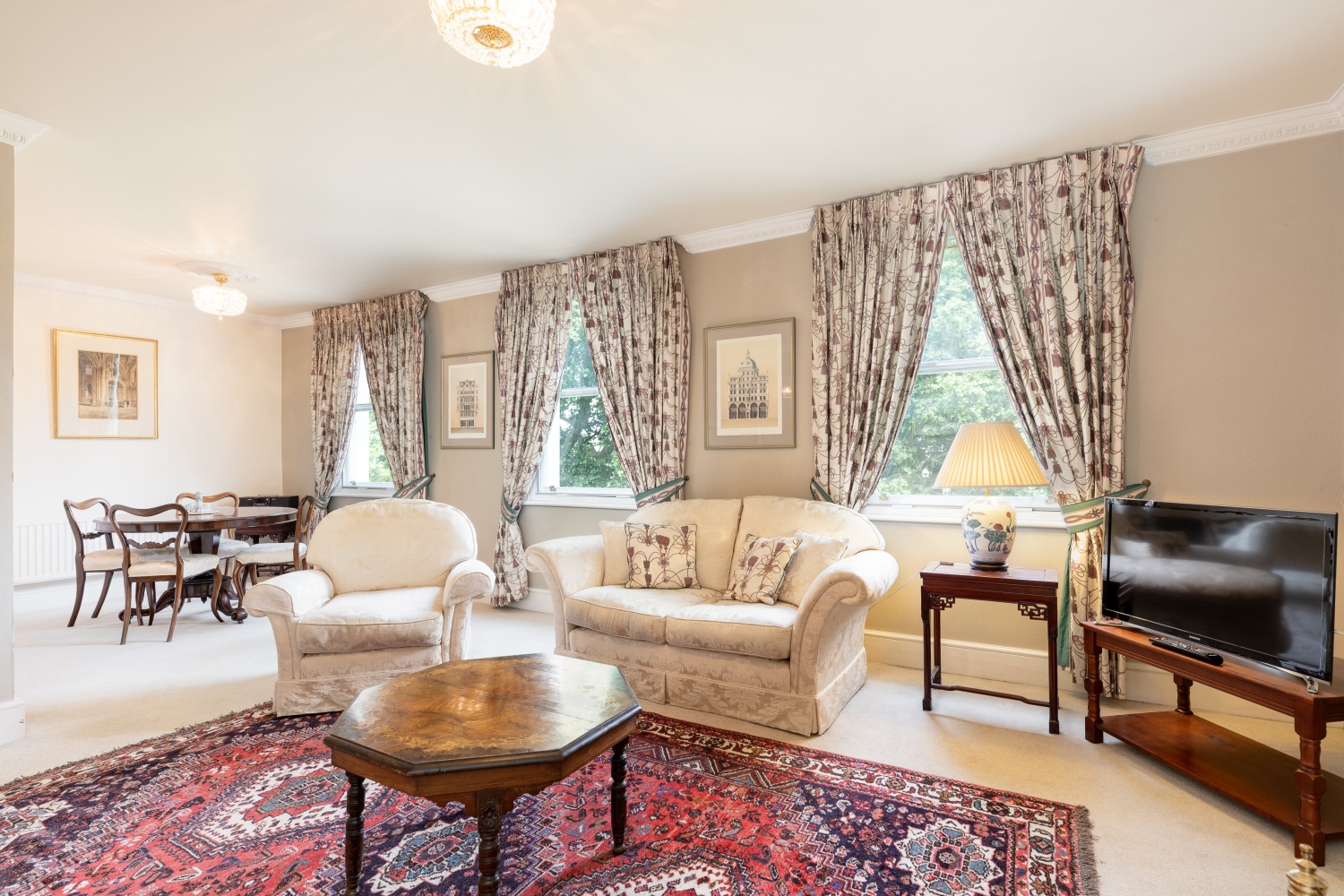 2 bedroom flat for sale 0