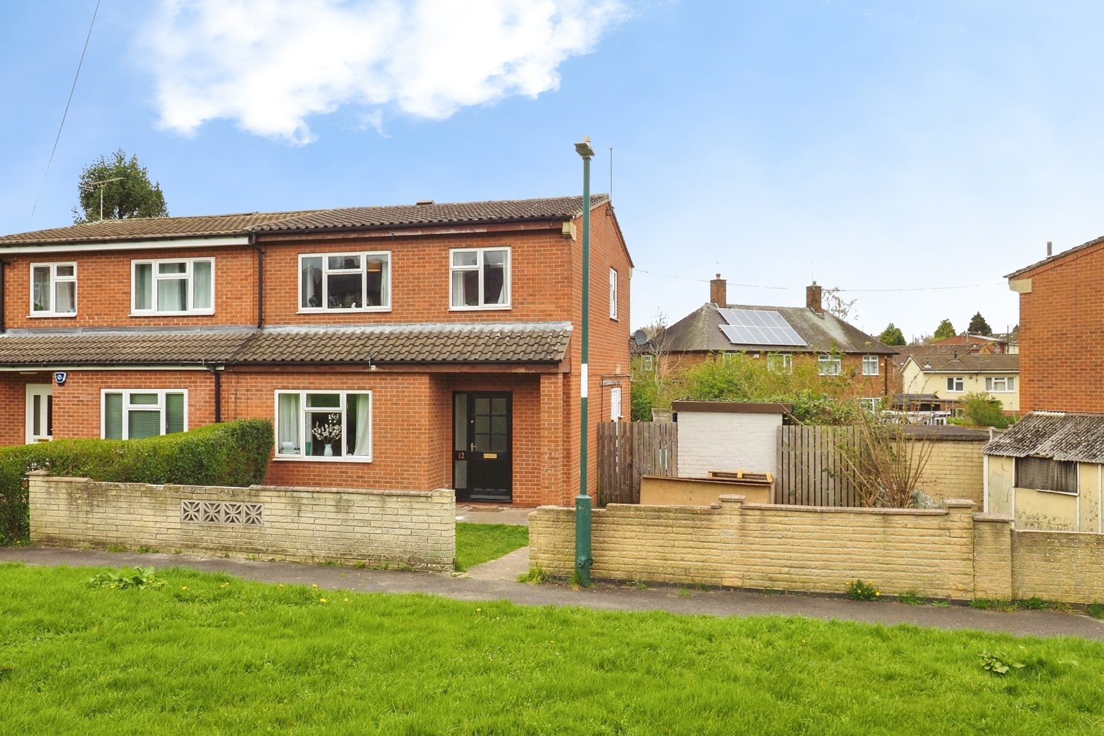 12, Stotfield Road, Nottinghamshire photo 2