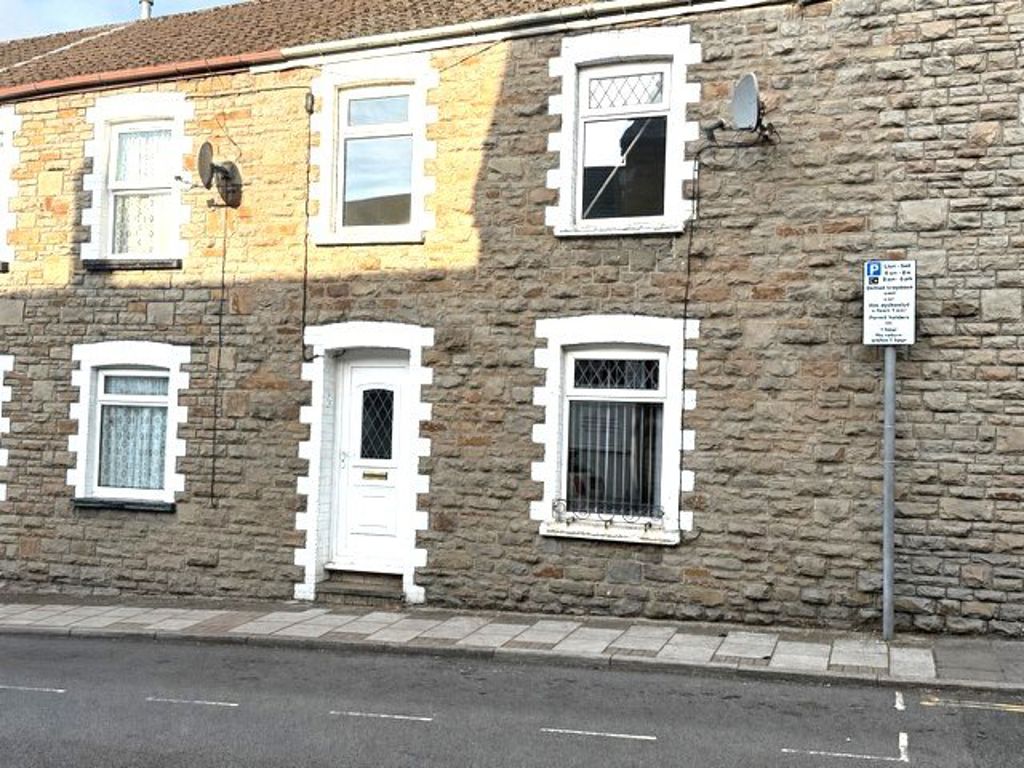 12, Main Street, Newport photo 2