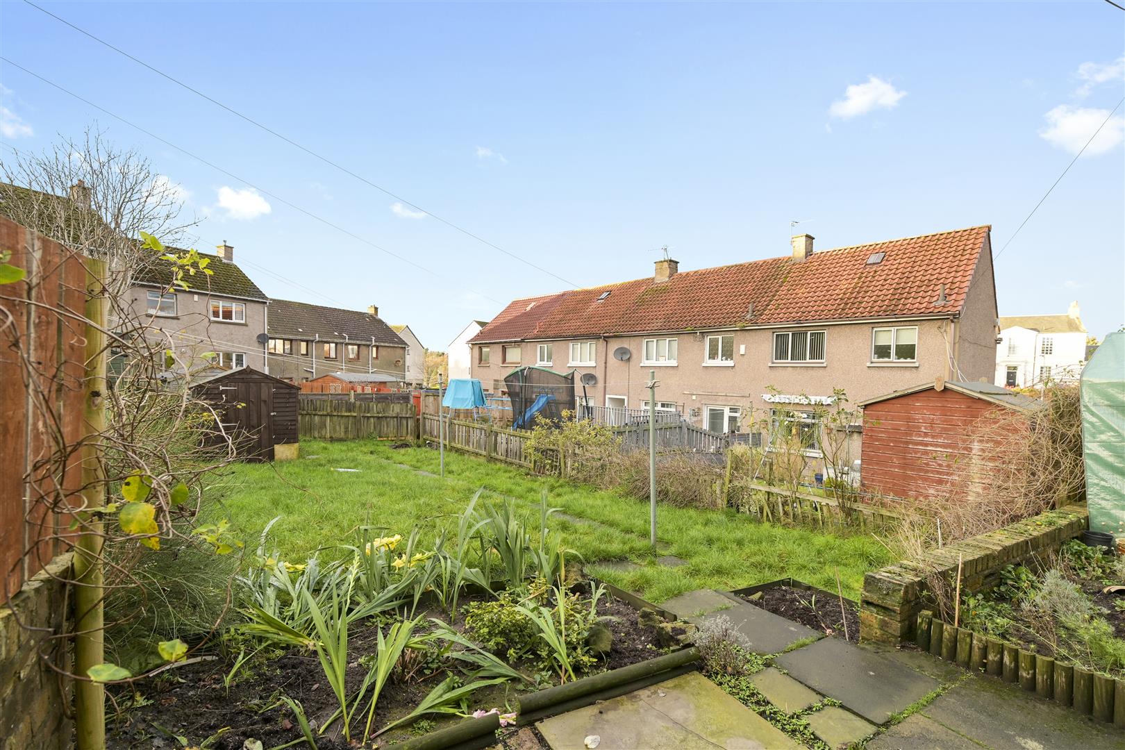 Photos of 113 Headwell Avenue, Dunfermline KY12 63400099 PrimeLocation