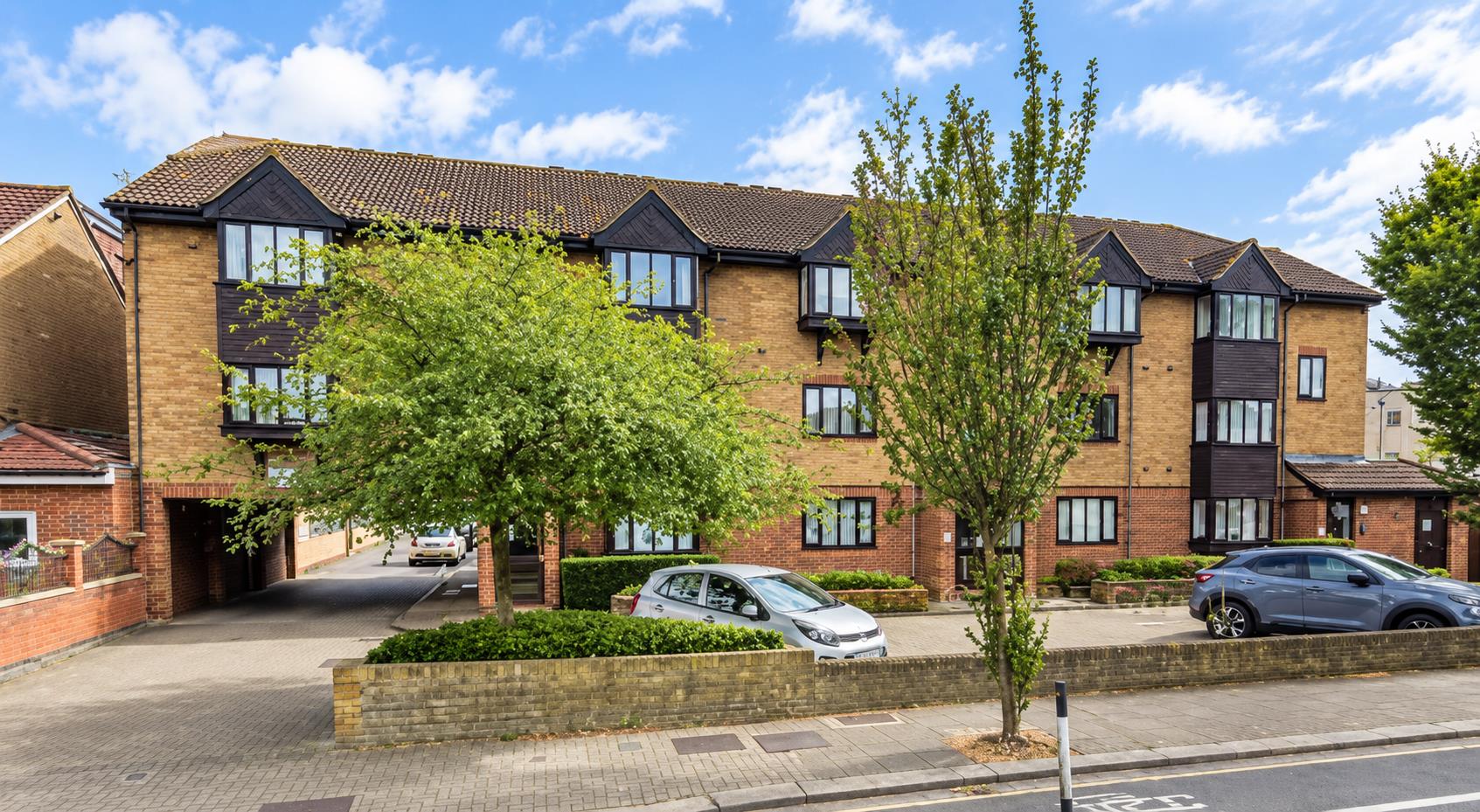 Flat, 10, Cantrell Lodge, Enfield photo 2