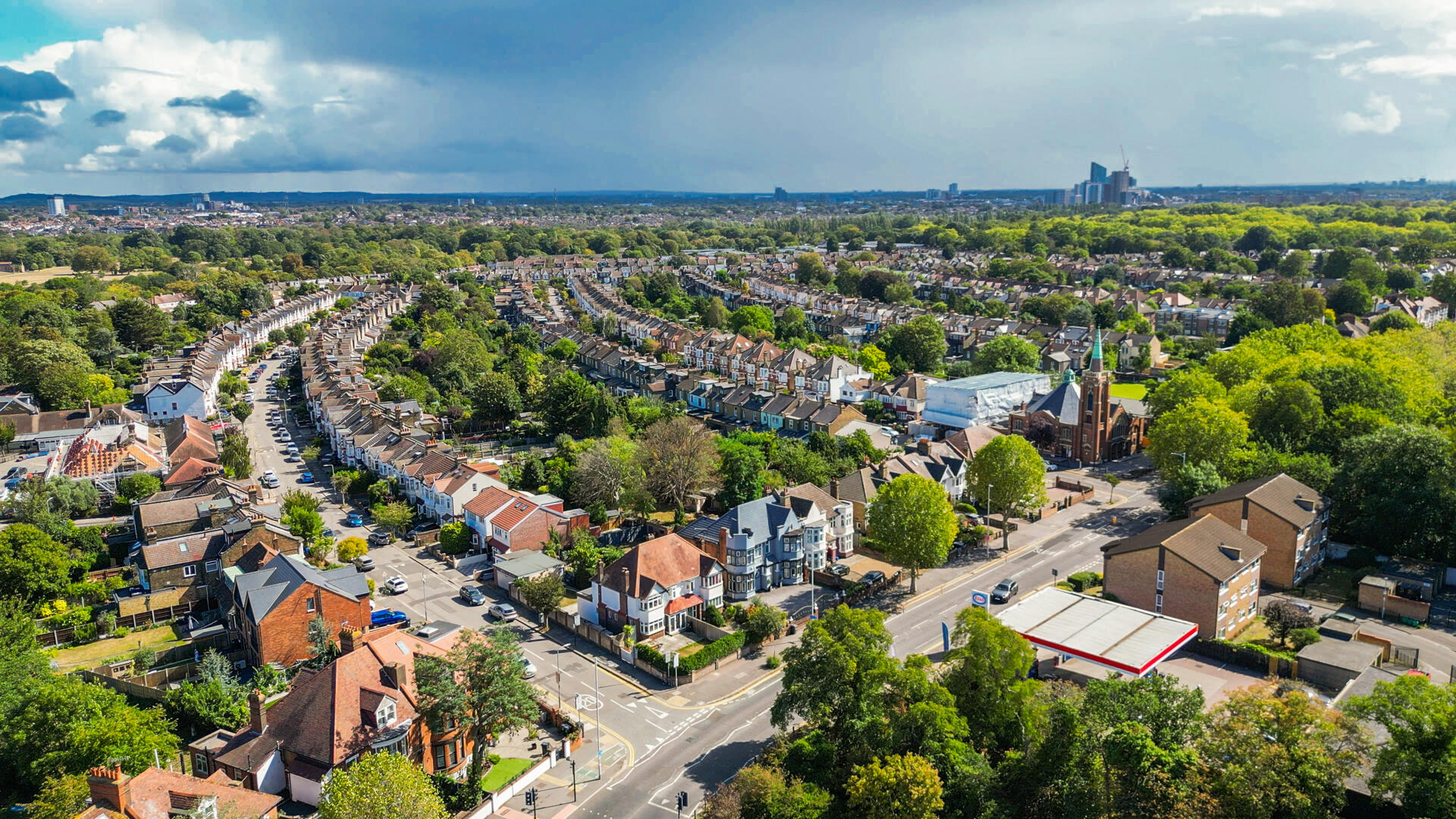 5 bedroom property for sale 0