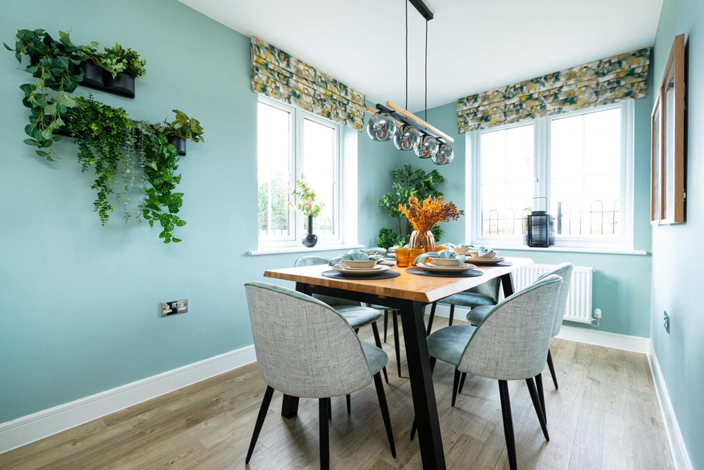 Property 3 of 11. A Spacious Dining Area Is Great For Family Meal Times