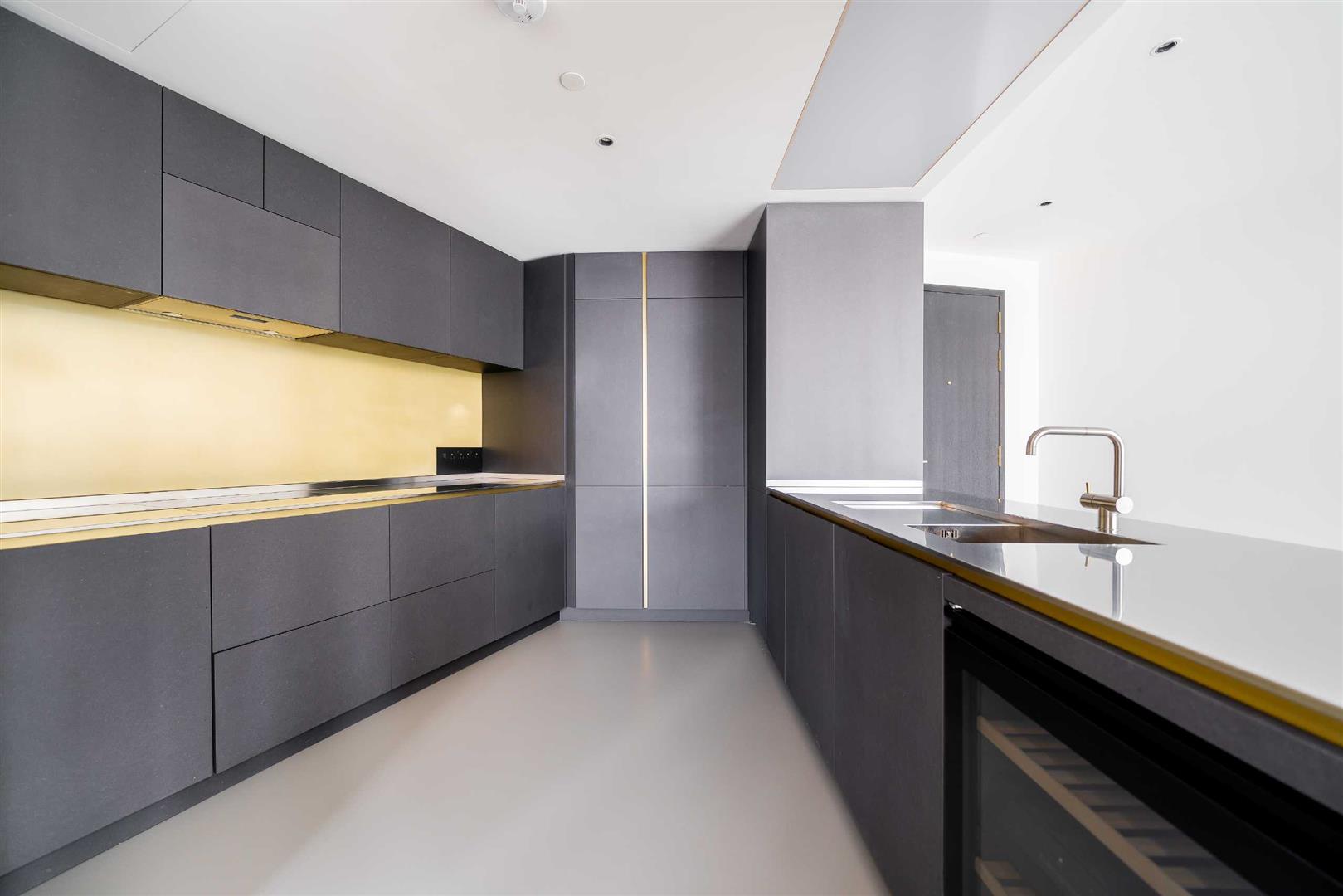 2 bedroom flat for sale 0