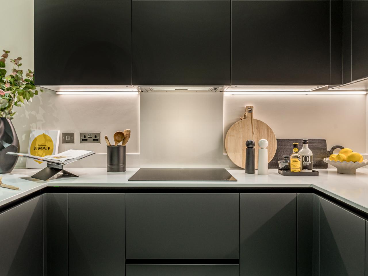 Apartment 919 - The Empire Apartments