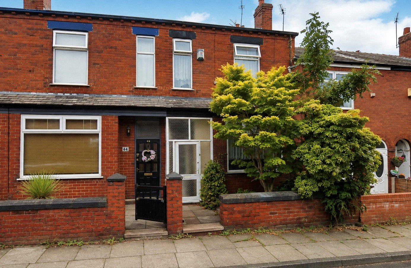 42, Cemetery Road South, Manchester photo 4