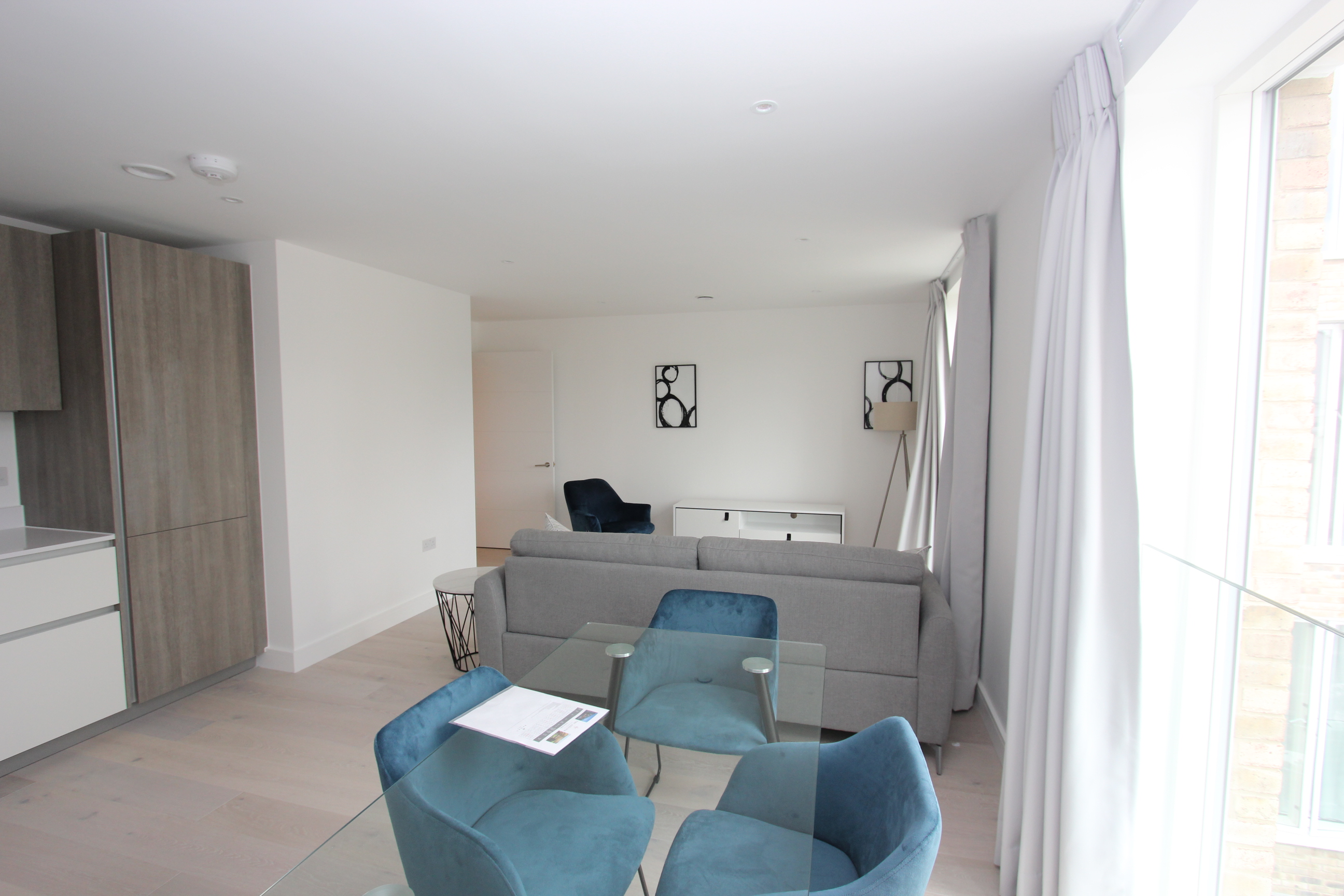 302, Exmoor Street, Ladbroke Grove, London photo 5