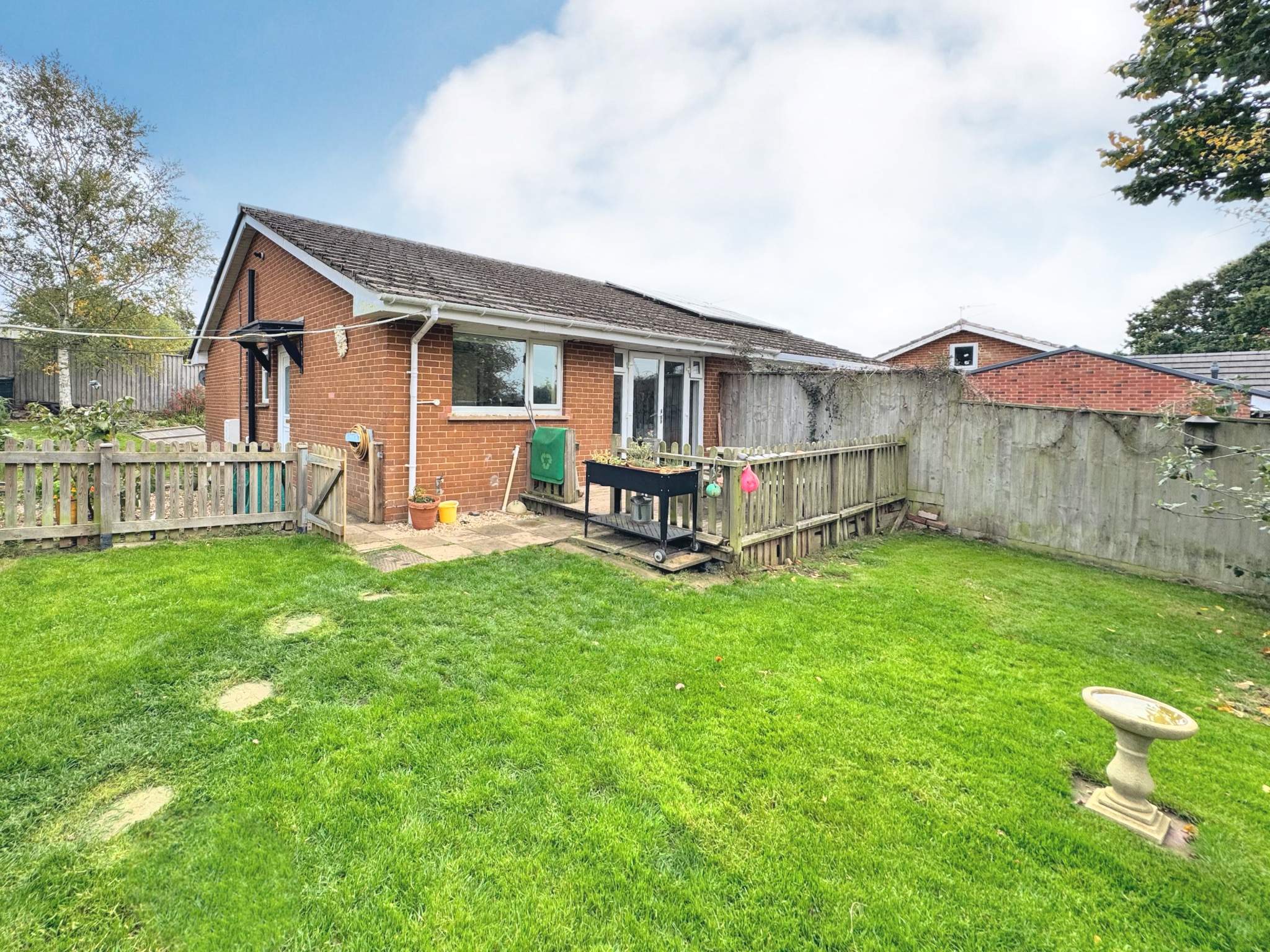 13 Mountain Close, Exmouth photo 2