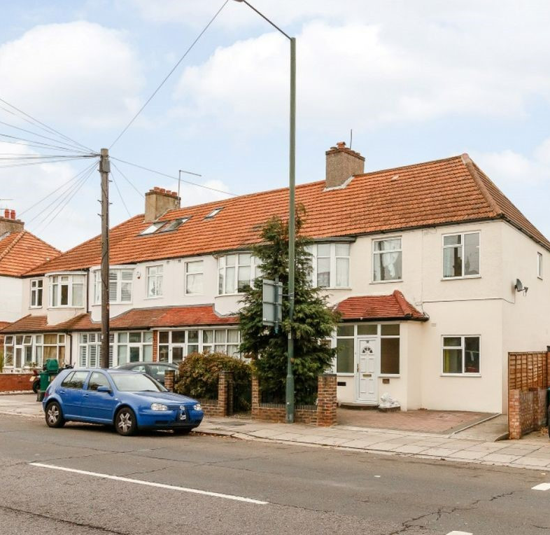 6 bedroom semi-detached house for sale 0