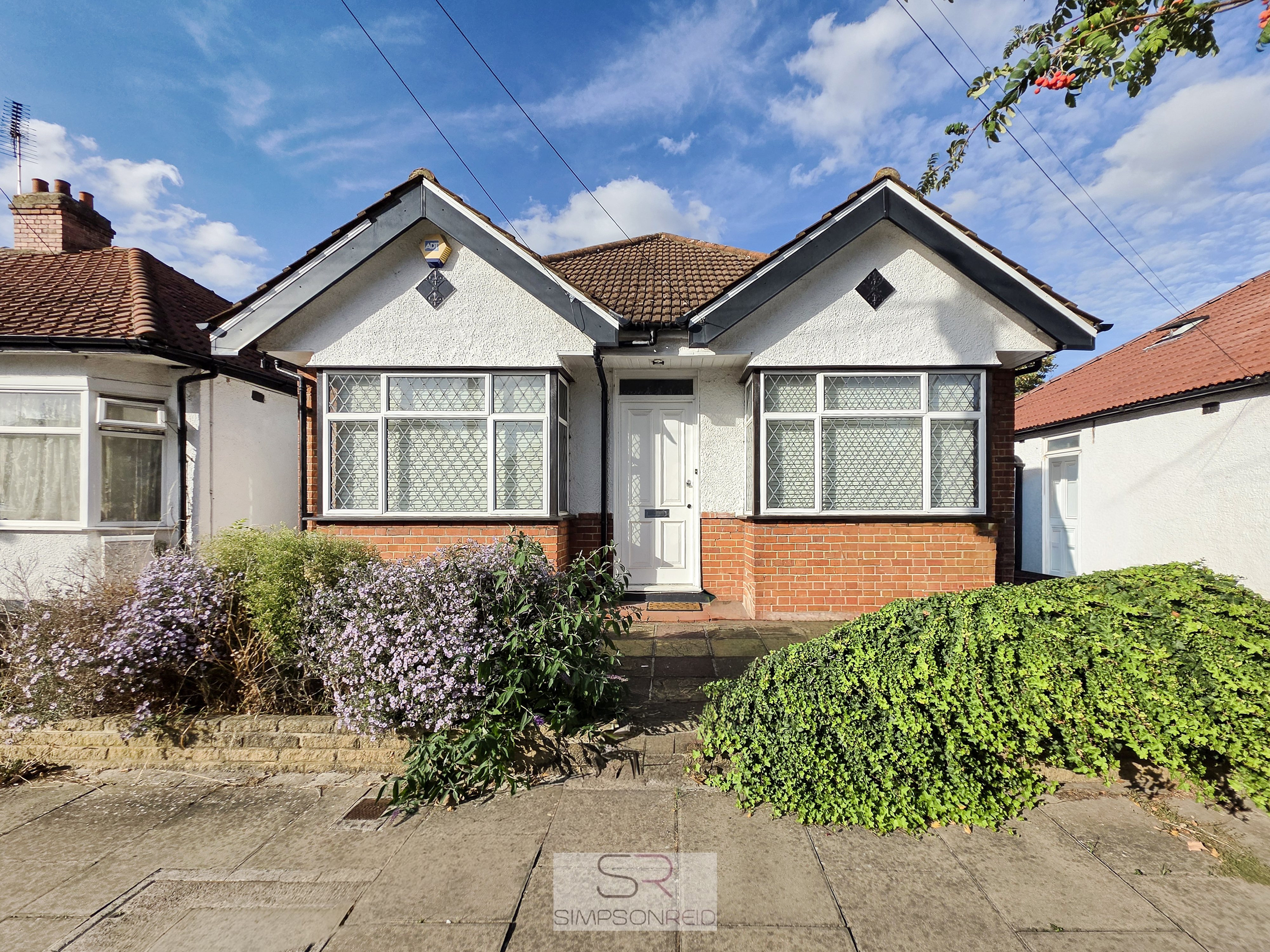 3 bed detached bungalow for sale
