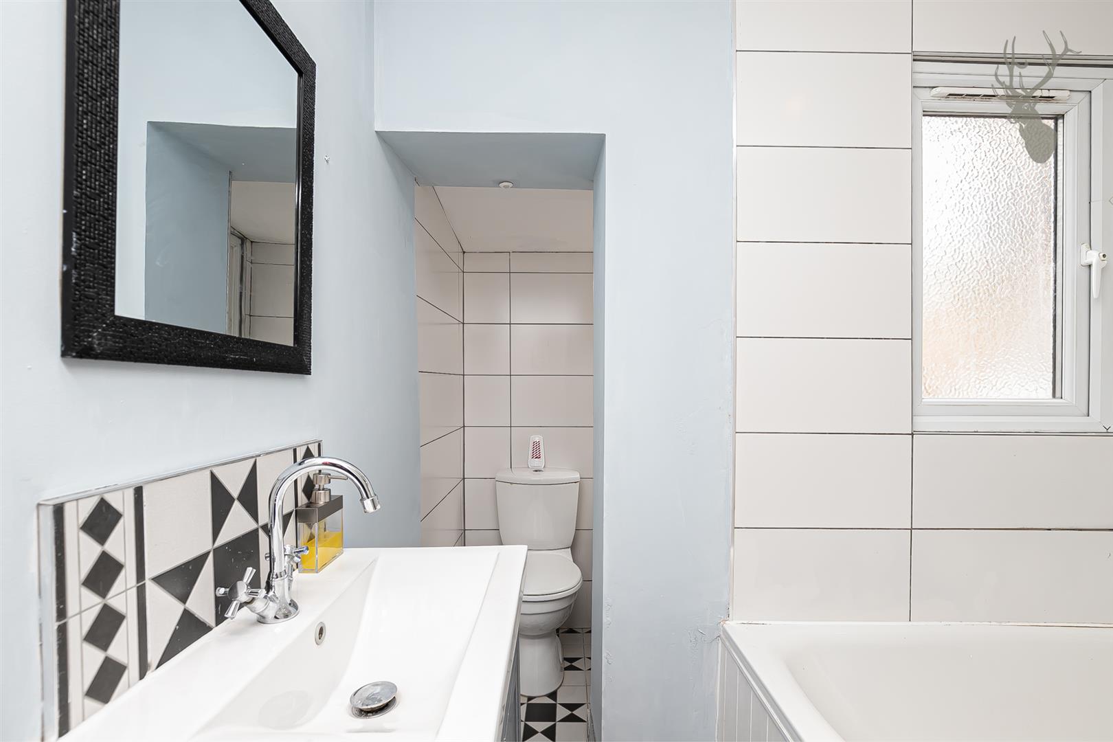 Photos of Garfield Road, Chingford, London E4 64714480 PrimeLocation