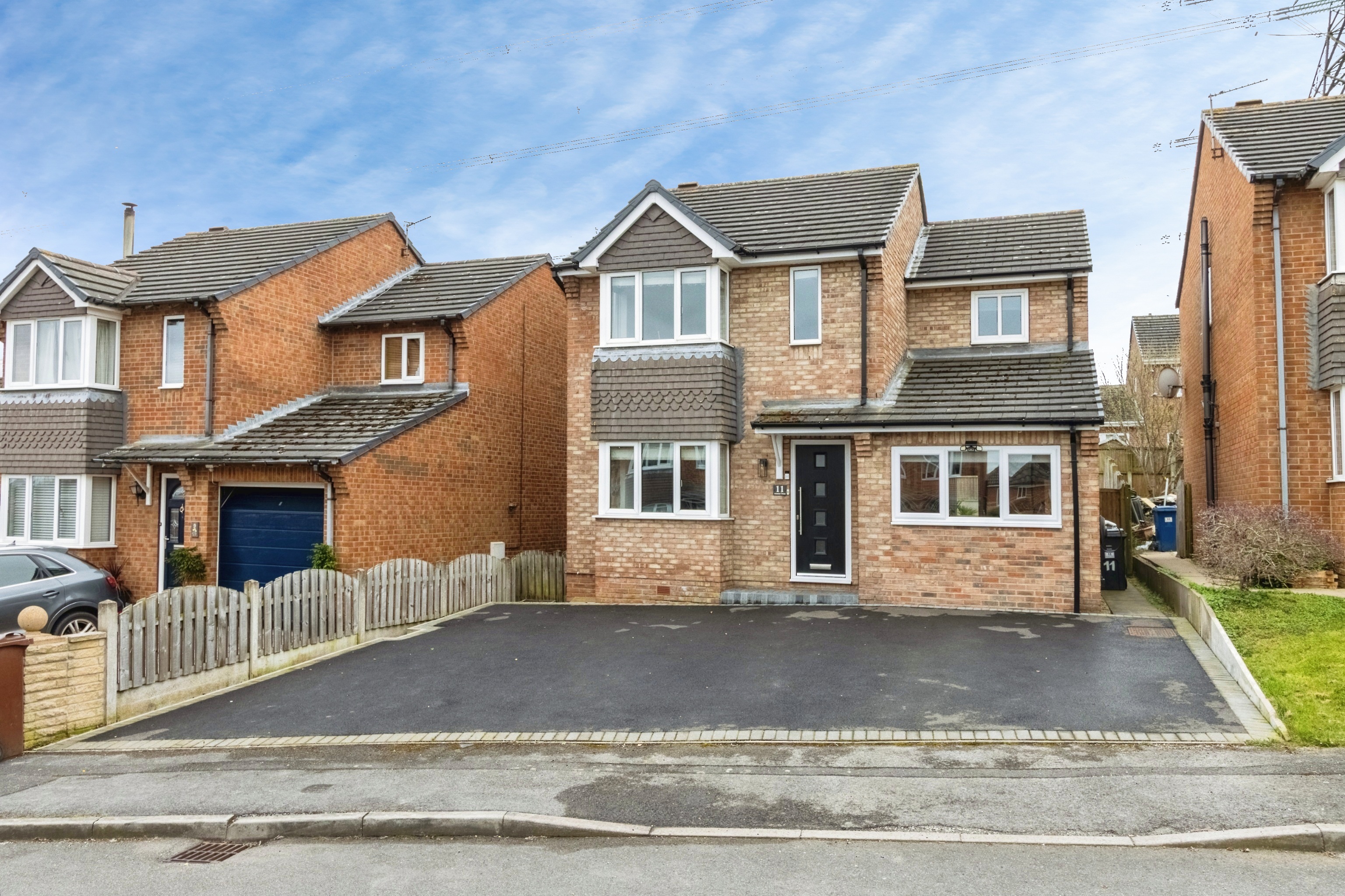 4-bed house on 11, Annan Close, Barnsley, £335,000