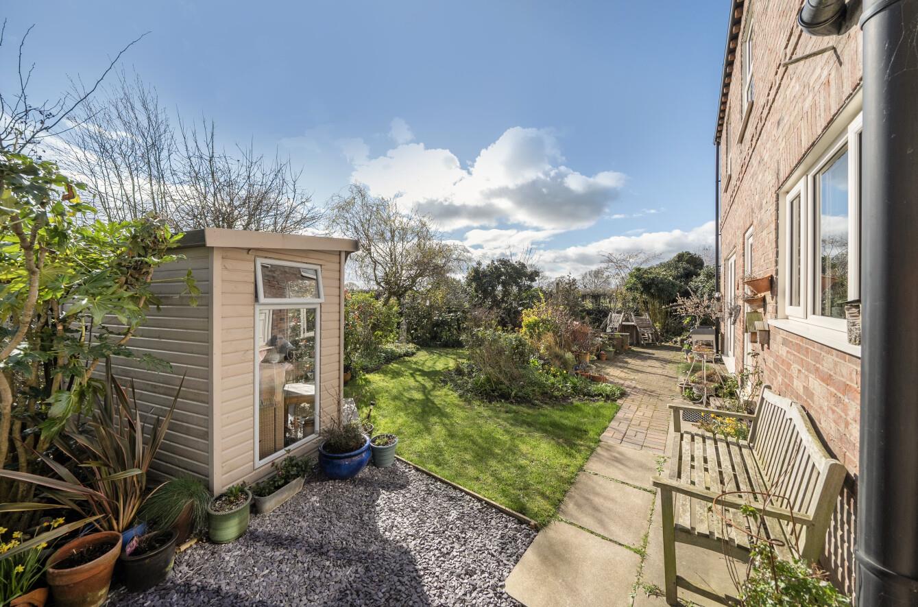 57, Maypole Gardens, Cawood photo 3