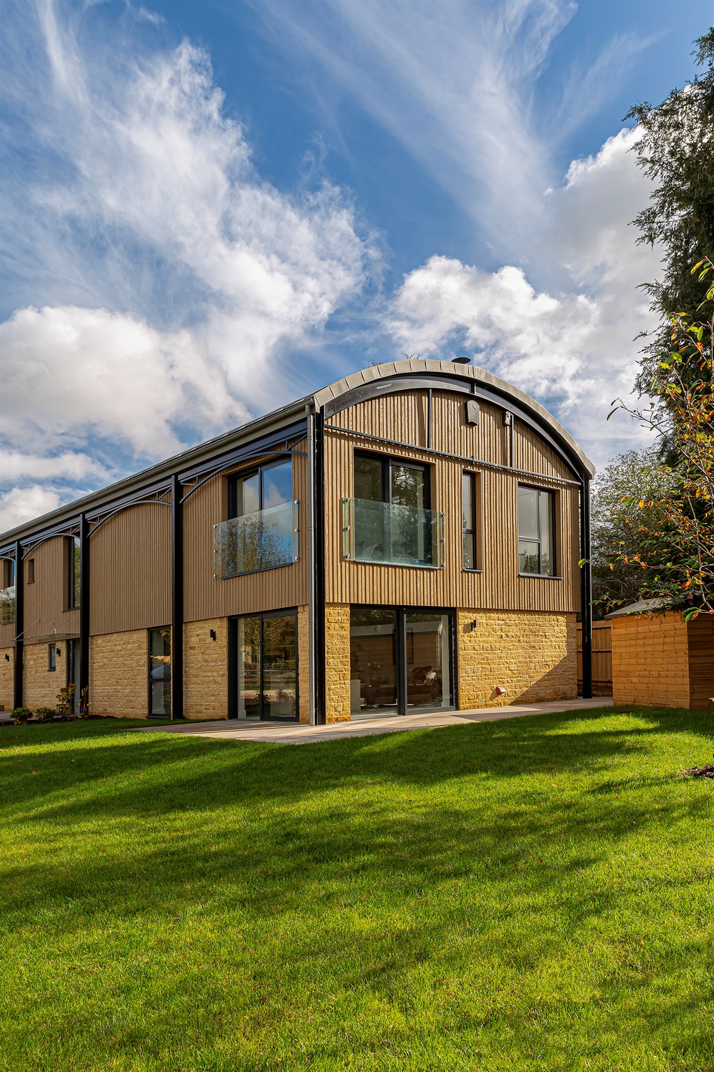 Best Coastal Towns to Buy Property in the UK