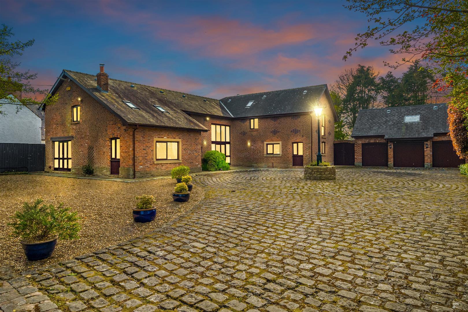 5 bedroom farmhouse for sale in Castle Cary