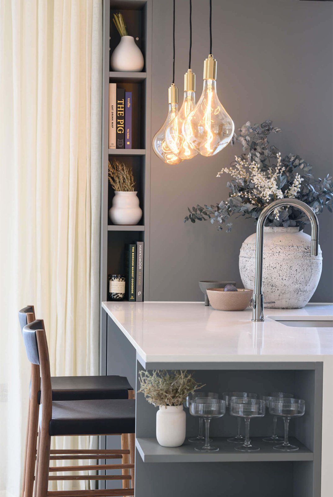 3 bedroom flat for sale 0