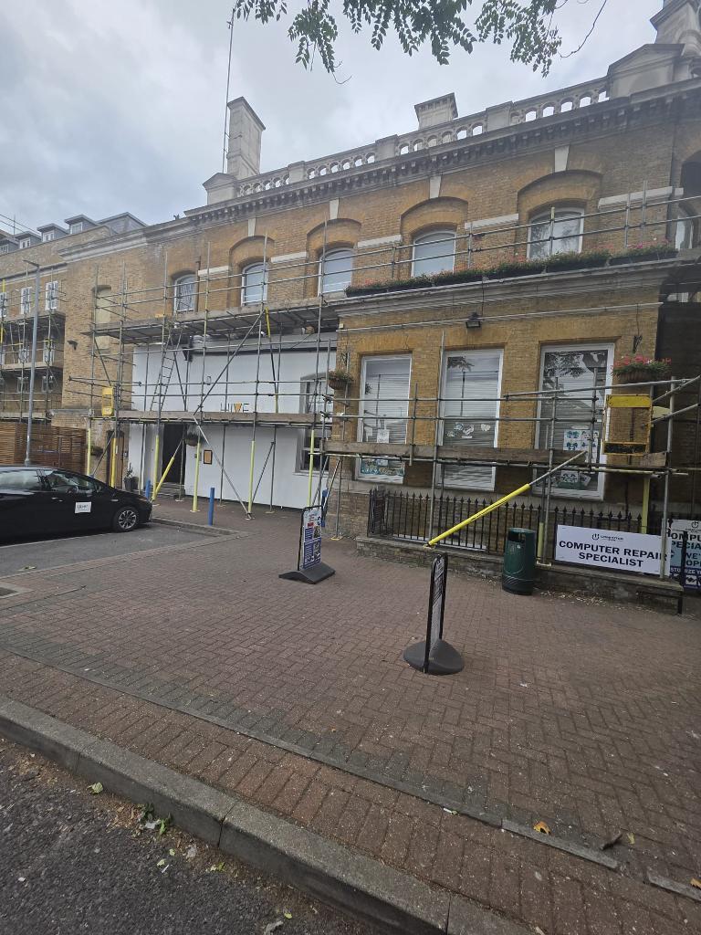 129, Mile End Road, London photo 5