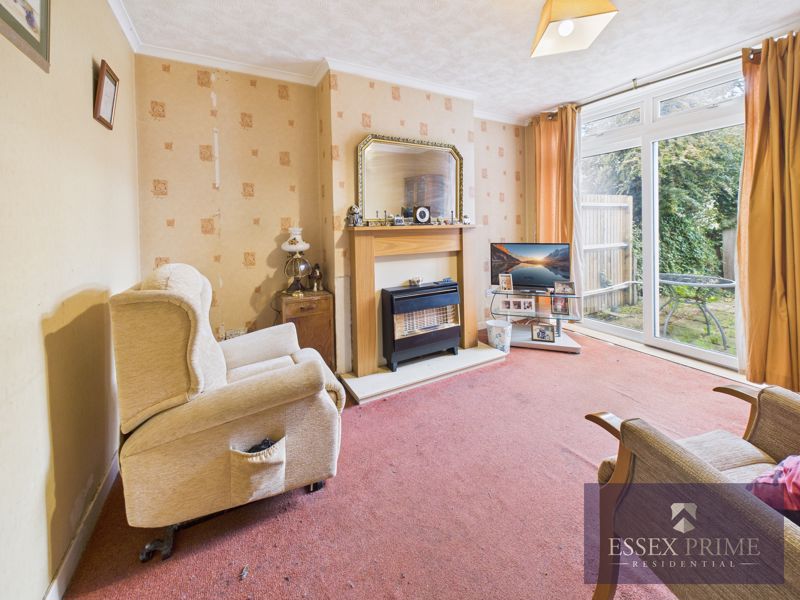 23, Silverdale Close, Coventry photo 4