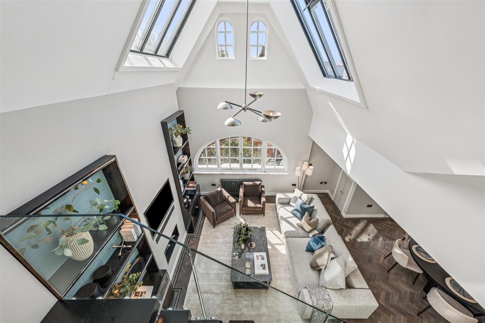 7 bedroom detached house for sale