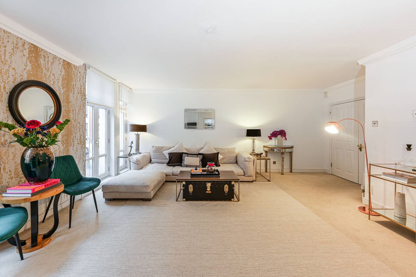 2 bedroom flat for sale 0