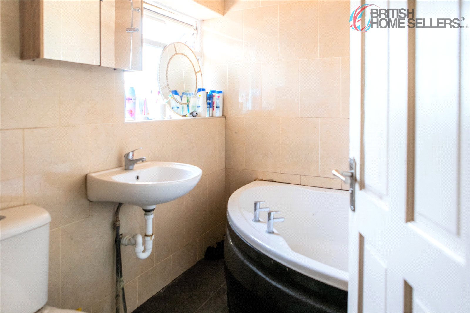 Photos of Knolton Way, Slough, Berkshire SL2 61813409 PrimeLocation