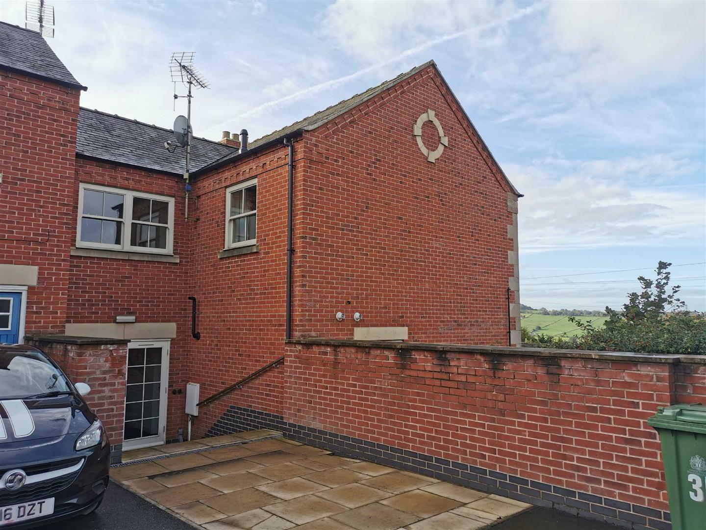 31, Peak Close, Belper photo 2
