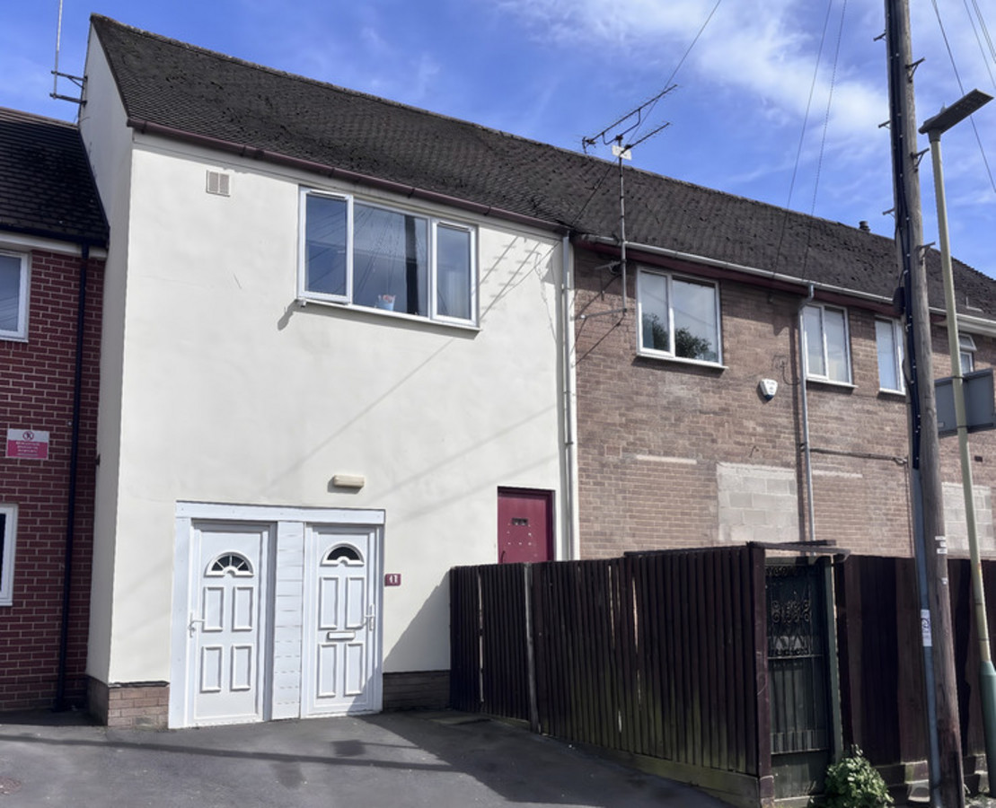 Flat 9, Hewlett Court, Mersey Road, Cheltenham photo 2