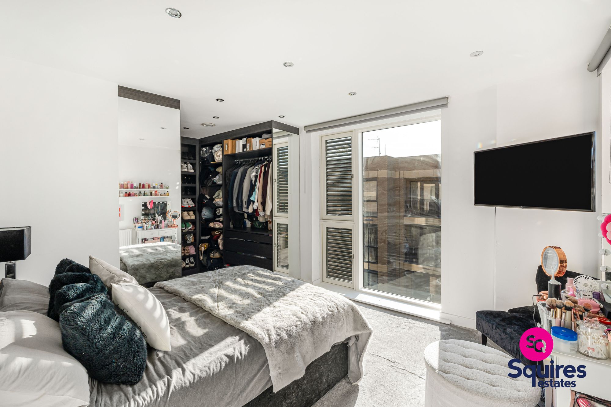 Flat 8, Garrison Heights, London photo 4