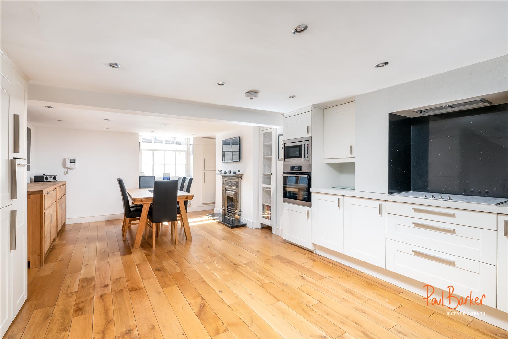 3 bedroom semi-detached house for sale 0