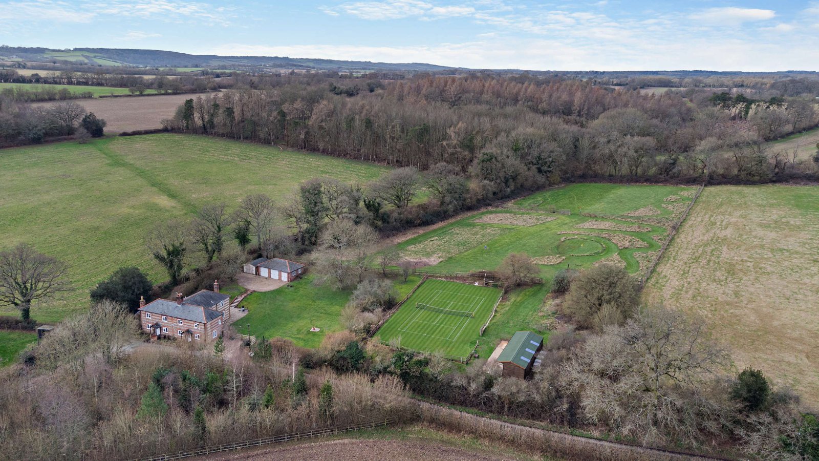 Photos of Egbury, St. Mary Bourne, Hampshire SP11 - 66729950 ...