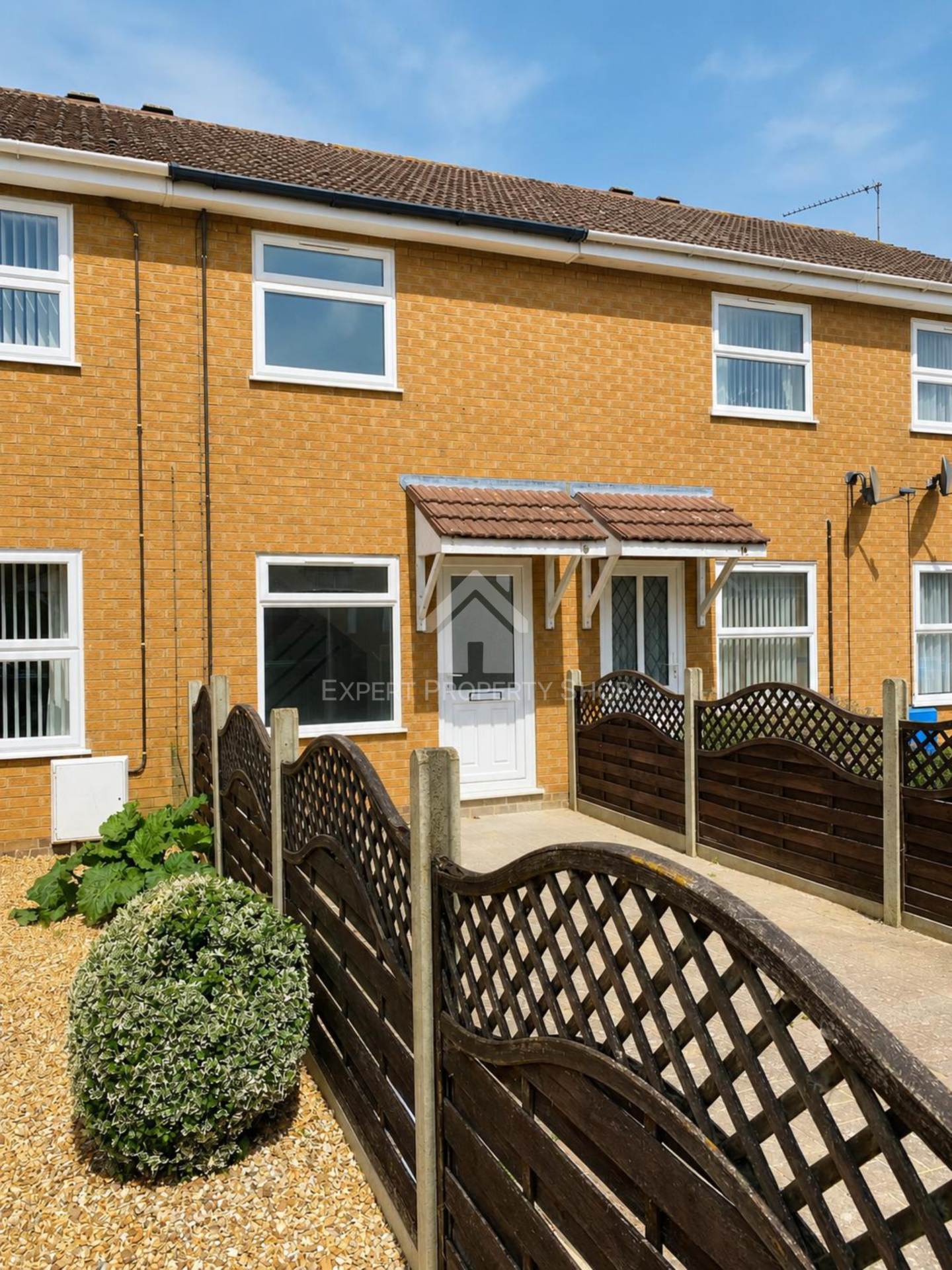 16, Daseleys Close, Kings Lynn photo 2