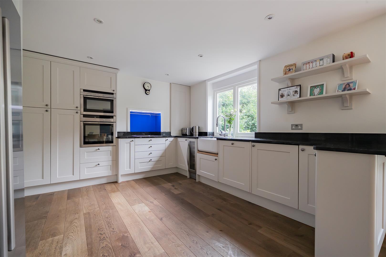 4 bedroom detached house for sale 0