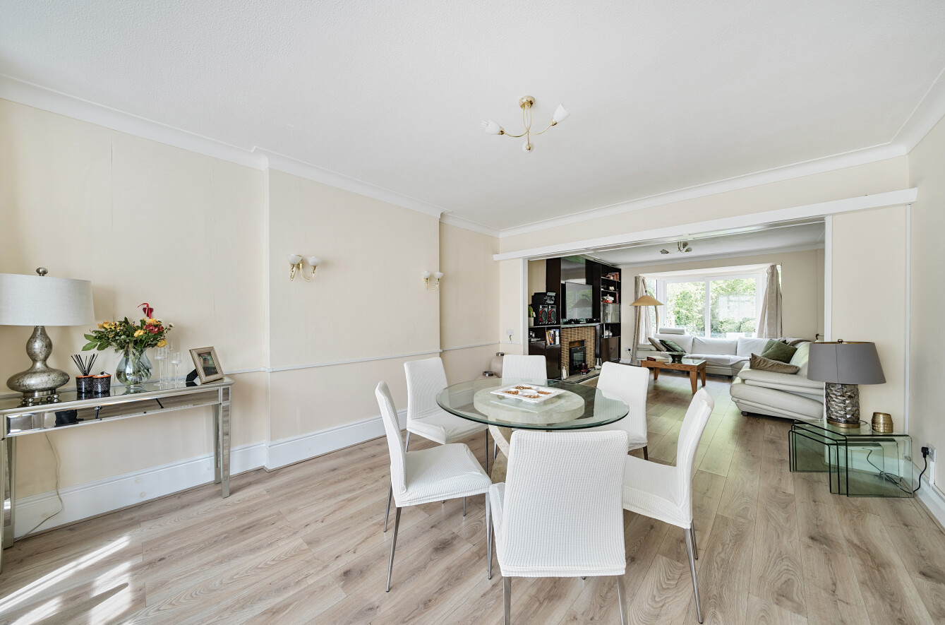 4 bedroom detached house for sale 0