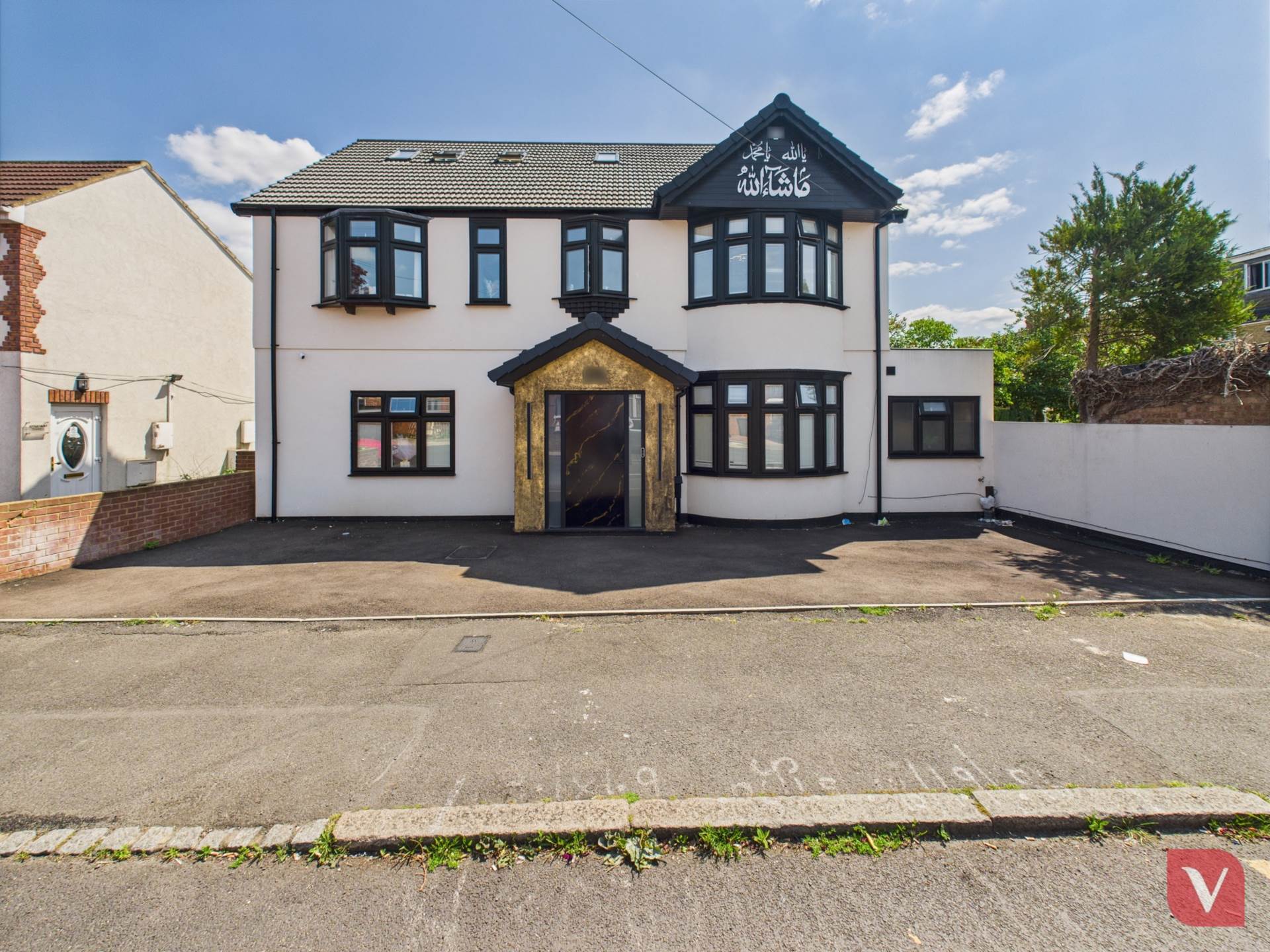 5-bed detached on 65, Fountains Road, Luton, £685,000