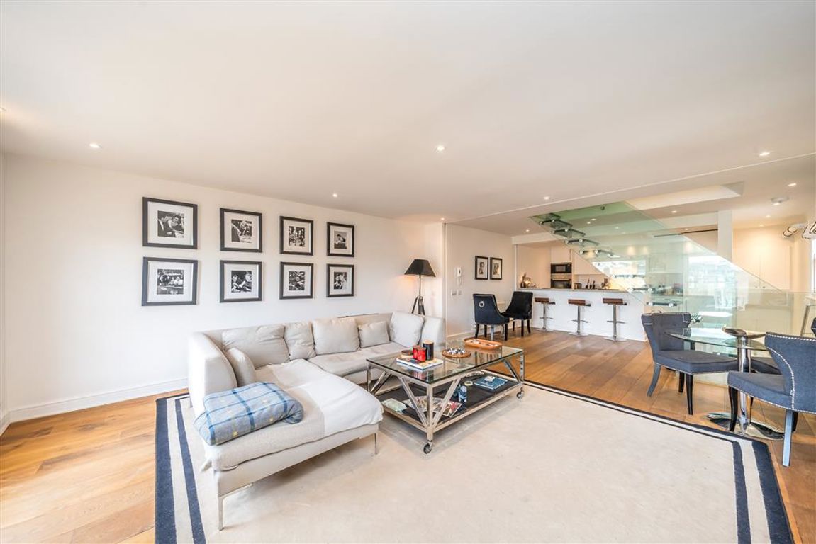 2 bedroom flat for sale 0